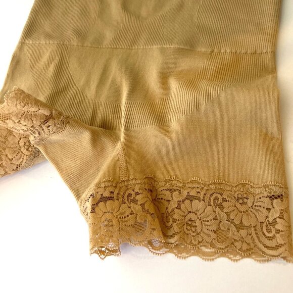 High-Waisted Shapewear Shorts Lace Trim Beige Seamless Butt Lifter Shorts - Picture 3 of 8